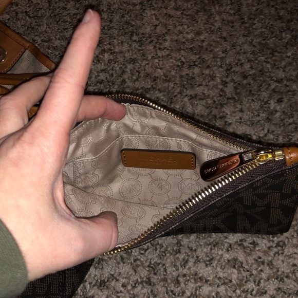 michael kors and wallet - Picture 6 of 8